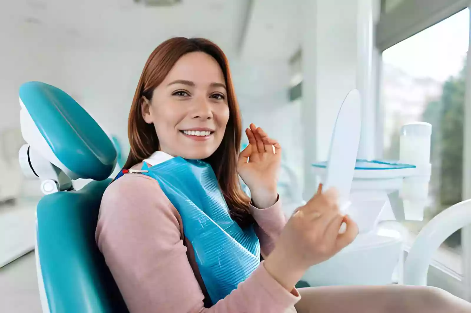 Dental Implants in Taksim examination and treatment planning