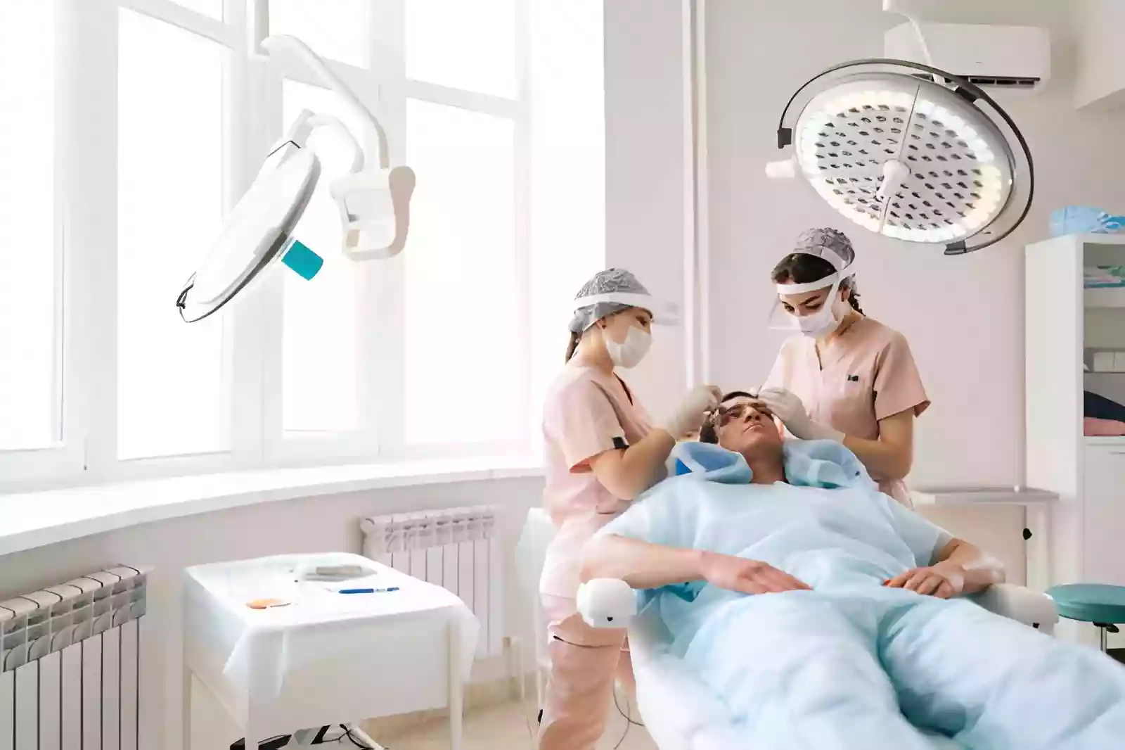 Sapphire FUE hair transplant treatment