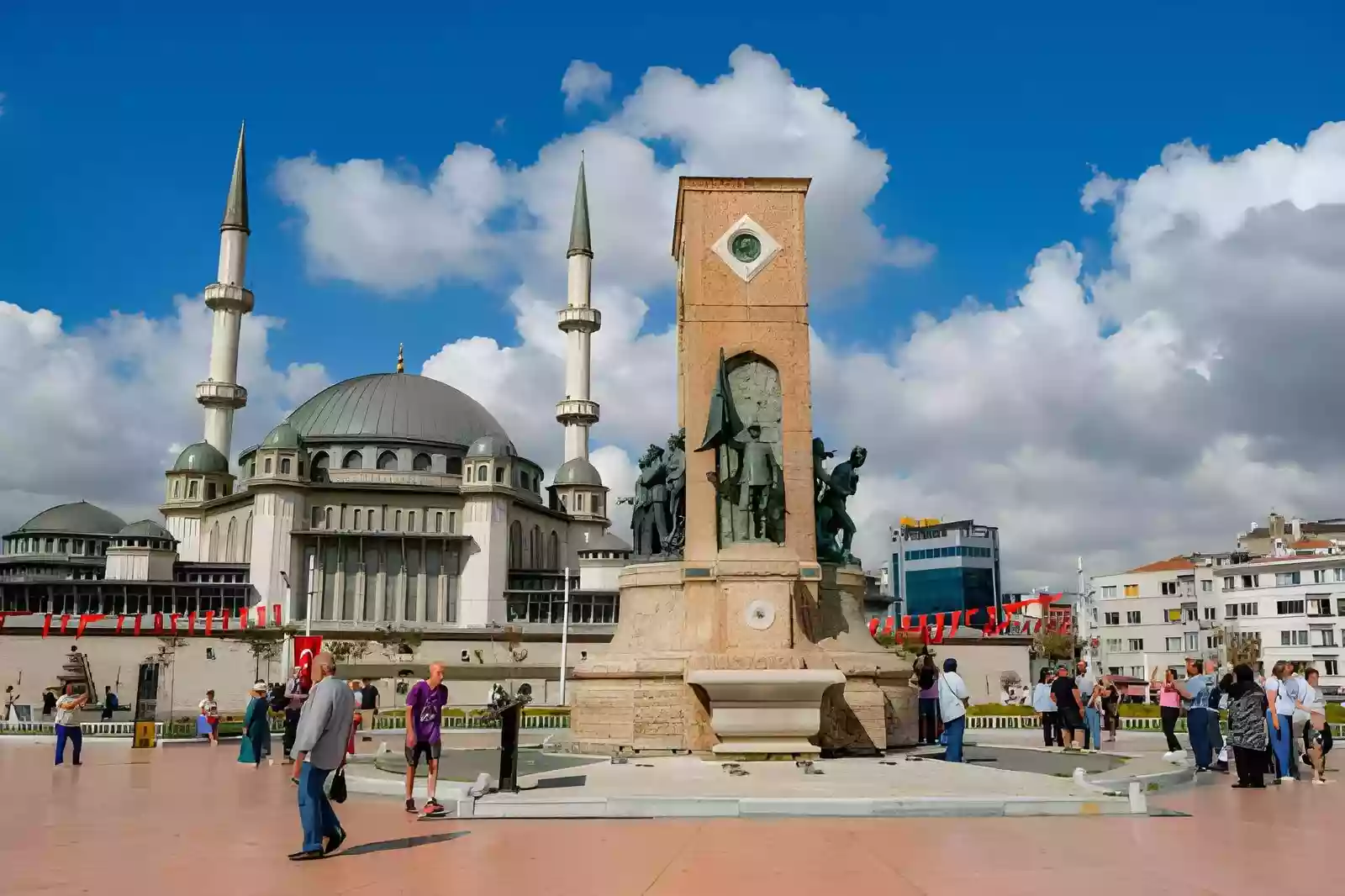 Beyoglu and Taksim during Hair Transplant in Beyoglu