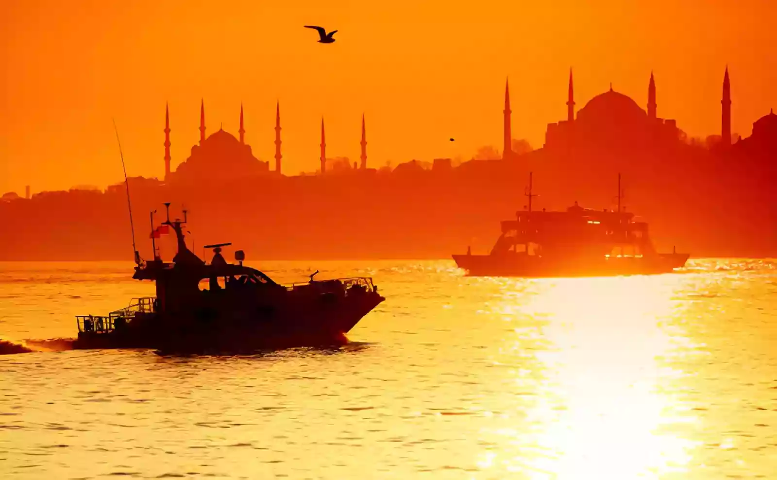 Traditional cultural performances in Istanbul